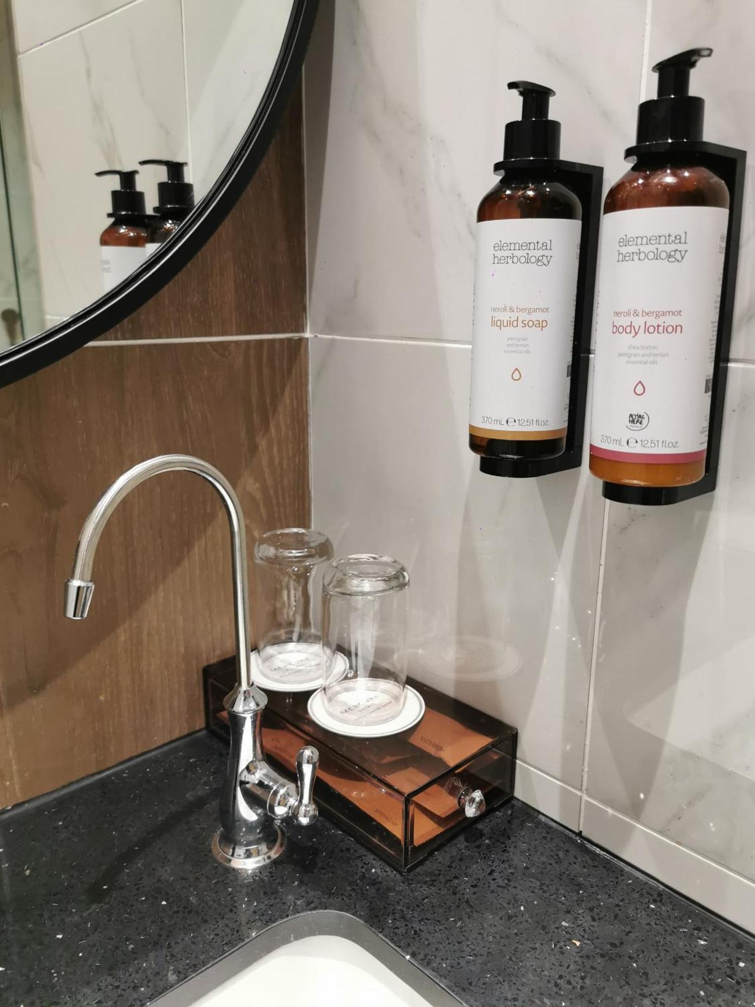 Mercure Kuala Lumpur Trion Экстерьер фото